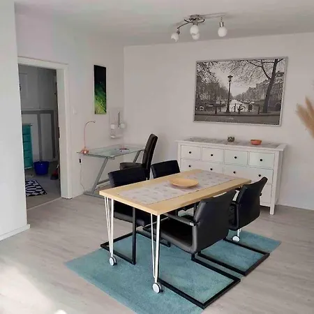 Schoene Ferienwohnung In Oldenburg Eversten 70M2, Zwei Raeume, Bis Zu 4 Personen Exterior photo