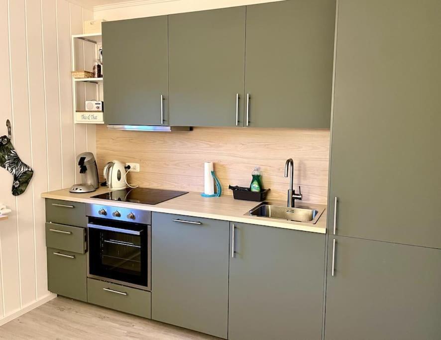 Schoene In Eversten 70m2, Zwei Raeume, Bis Zu 4 Personen Oldenburg